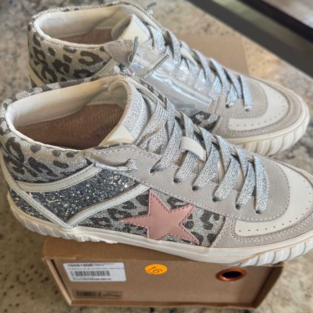 New! Vintage Havana Always Glitter Cheetah Sneakers